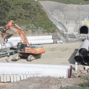 220224-obras-del-proyecto-del-tnel-de-cabecera-del-sistema-de-aguas-del-huesna_53545913040_o